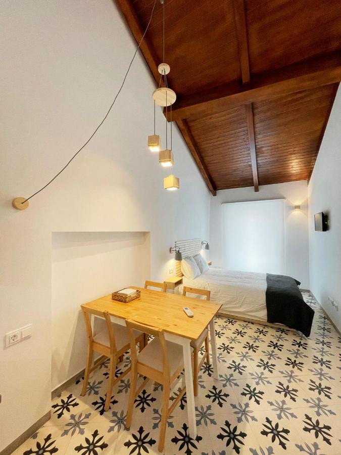Torre De La Yerba Apartment Cáceres Exterior photo