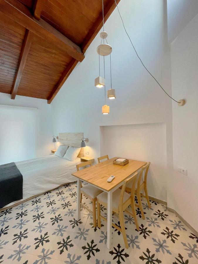 Torre De La Yerba Apartment Cáceres Exterior photo